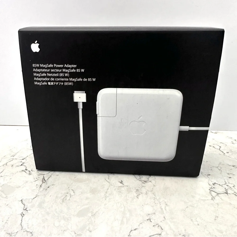 Apple MagSafe 85W AC Adapter For Macbook and Macbook Pro A1222
